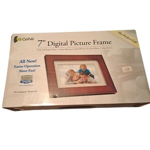 7" Digital Picture Frame - Brown